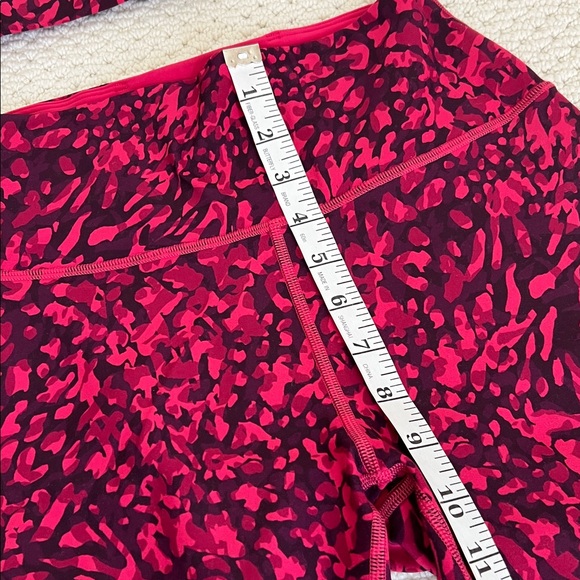 Like new! Peloton bra and leggings set bra is size medium pants are size small - Picture 6 of 9